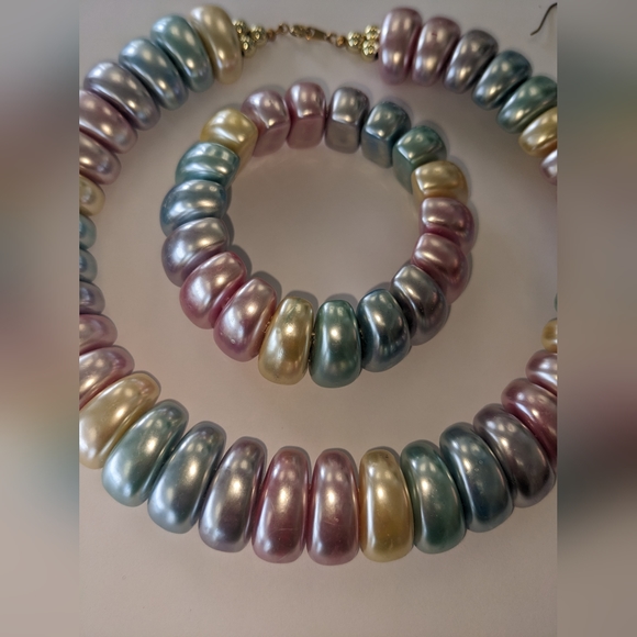 RARE! EVC 80's PLASTIC CHUNKY METALLIC PASTEL JEWELRY SET - Picture 3 of 12